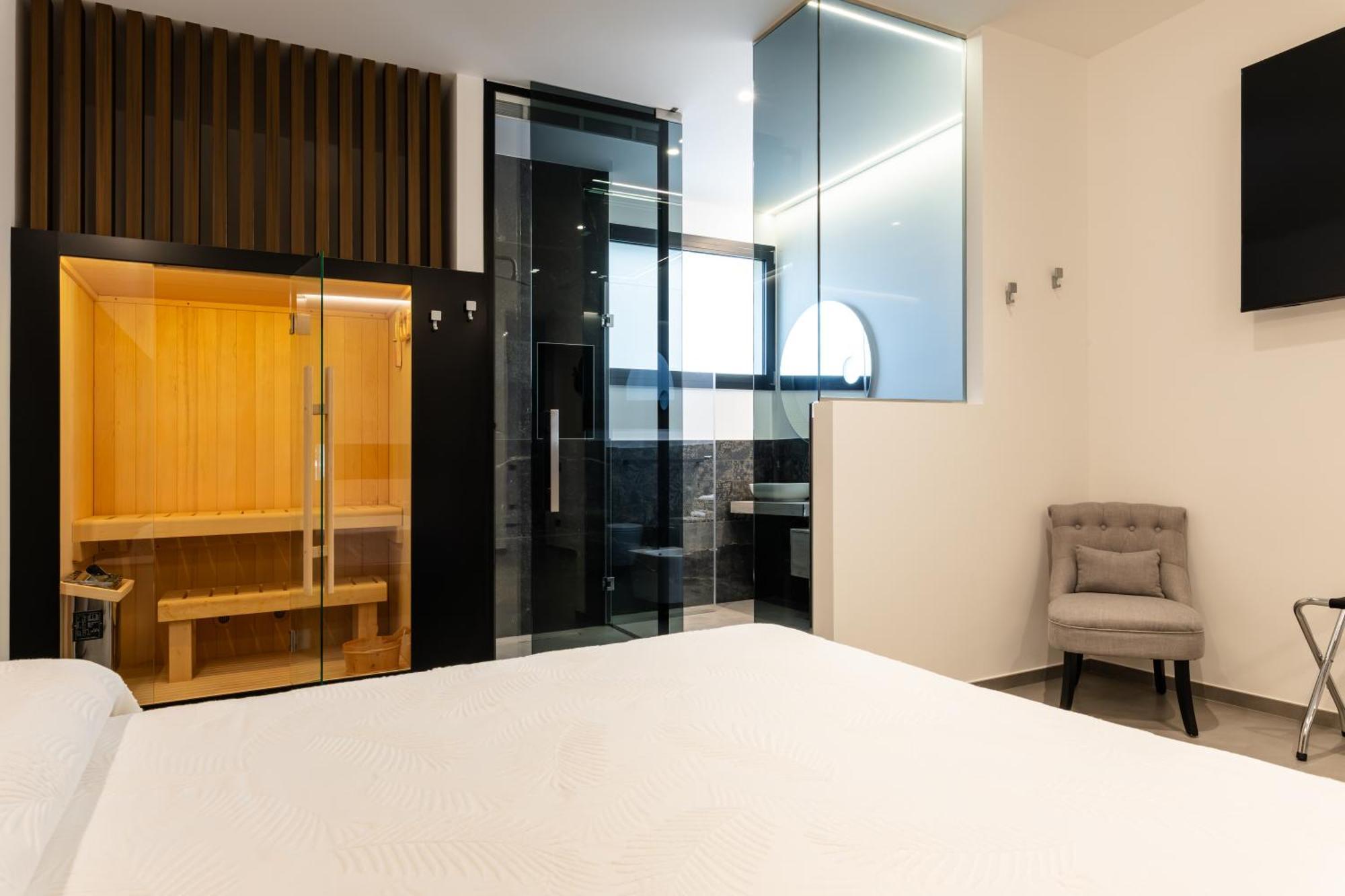 Luxury New Look Monopoli